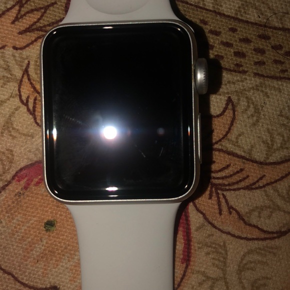 Apple Watch Series 4!! - Picture 2 of 7